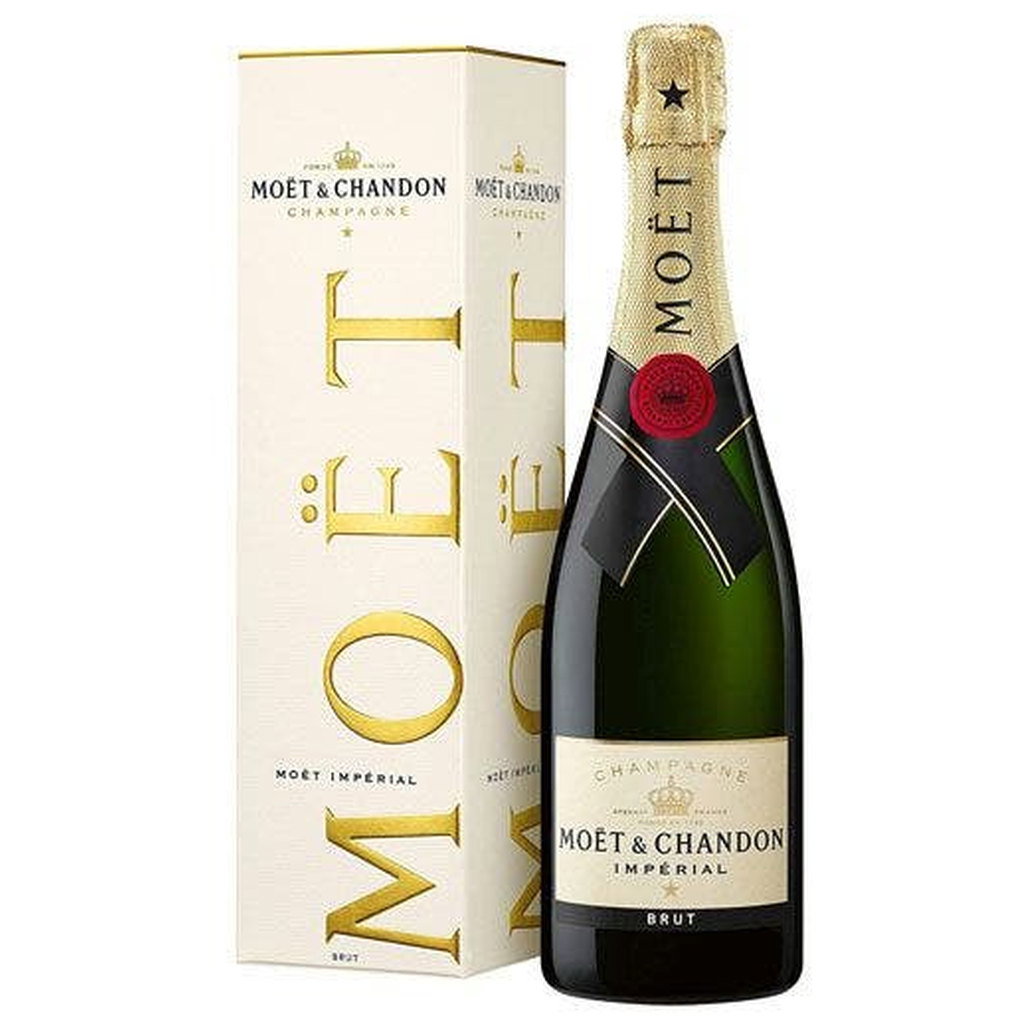 Moet & Chandon Brut Imperial Champagne (Gift Box), 750ml